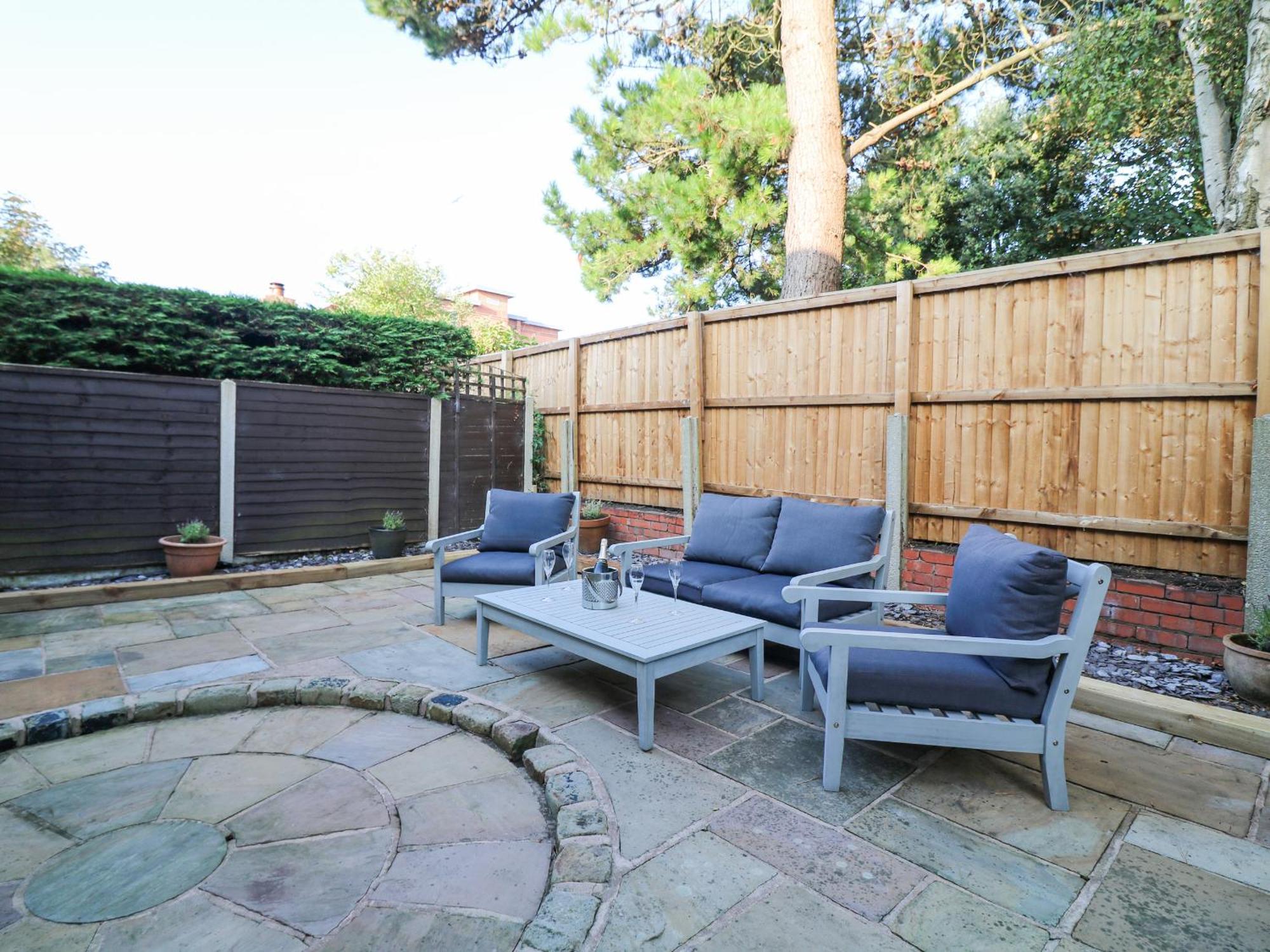 Villa 6D Clifton Drive Lytham St Annes Exterior foto